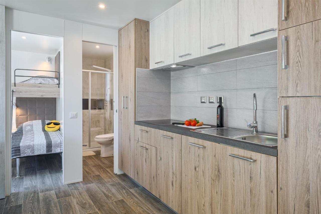 Mobile Homes Premium Relax Park Umag By Camp4You Karigador Exteriér fotografie